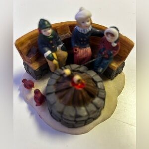 Hershey’s Holiday Village 2001 Limited Edition Campfire Marshmallow Roast